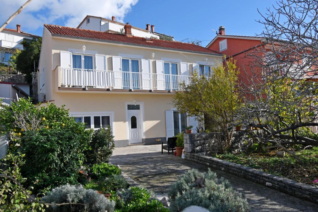 Apartment Frida Rab Банёл Экстерьер фото