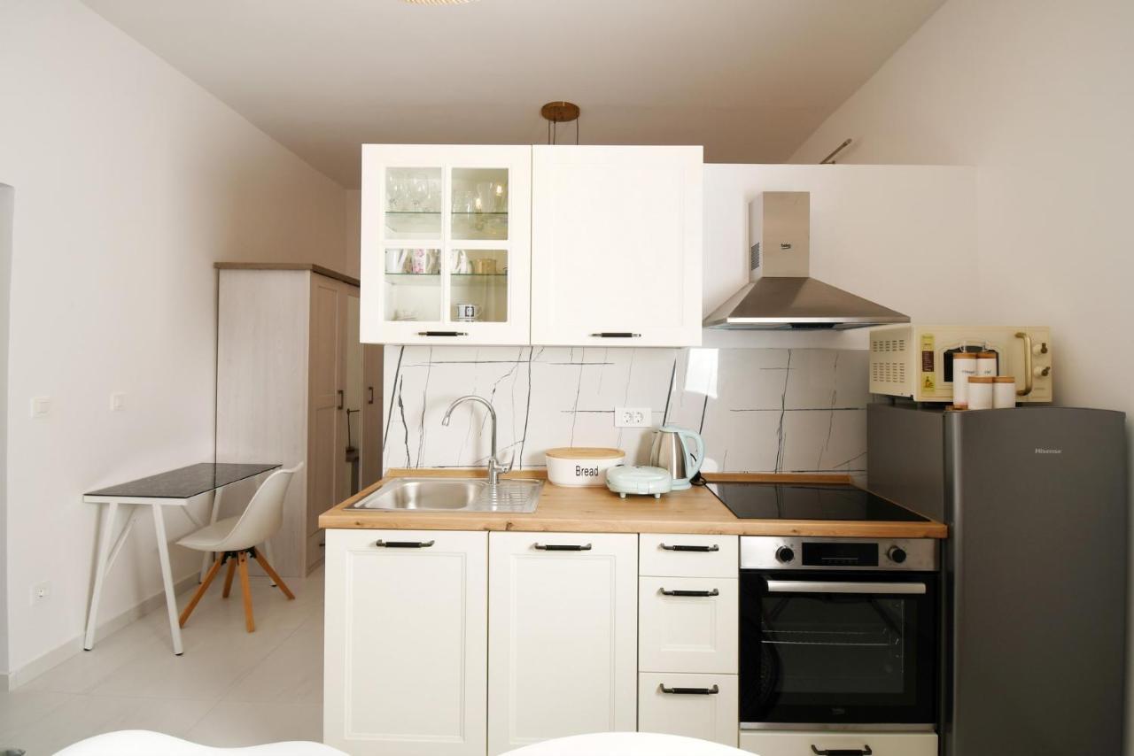 Apartment Frida Rab Банёл Экстерьер фото